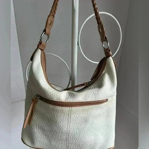 LC Lauren Conrad Handbags - Lauren Conrad Shoulder Bag